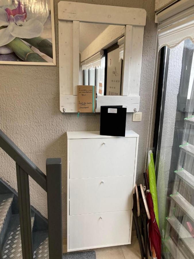 Vila Cocon Douillet Avec Chaleur Ambiante Du Poele A Pellets Hastiere-par-dela Exteriér fotografie