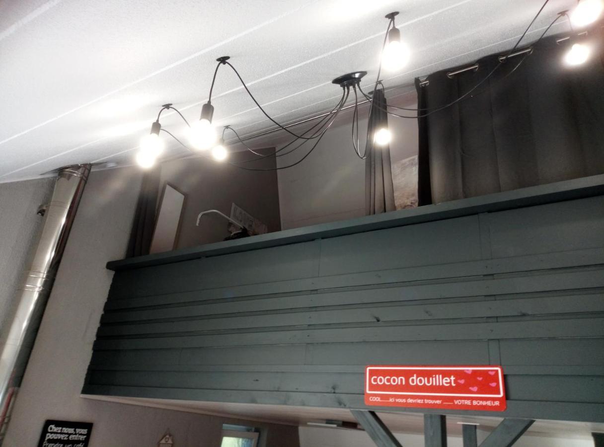 Vila Cocon Douillet Avec Chaleur Ambiante Du Poele A Pellets Hastiere-par-dela Exteriér fotografie