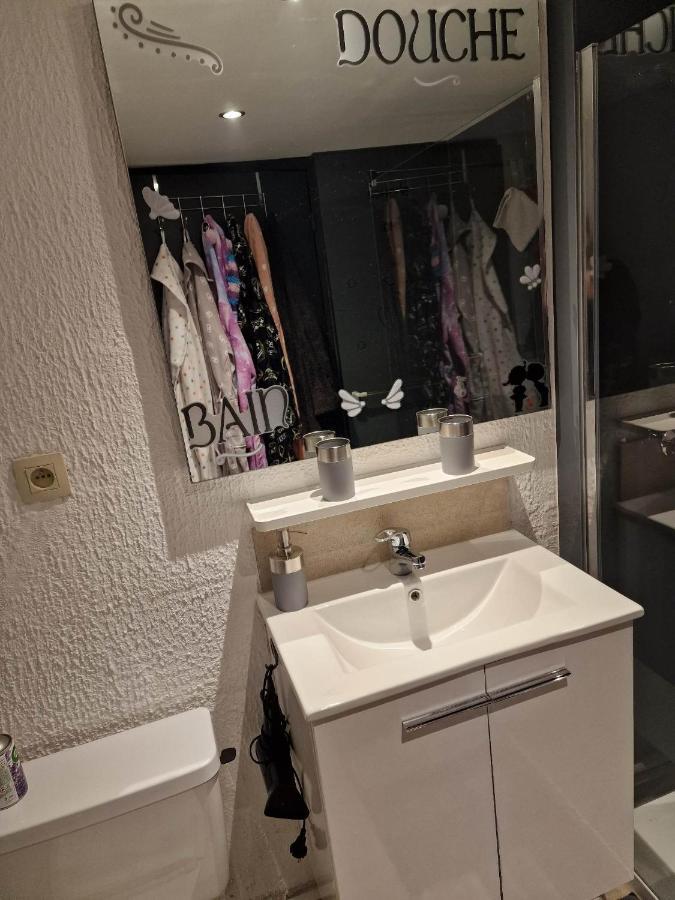 Vila Cocon Douillet Avec Chaleur Ambiante Du Poele A Pellets Hastiere-par-dela Exteriér fotografie