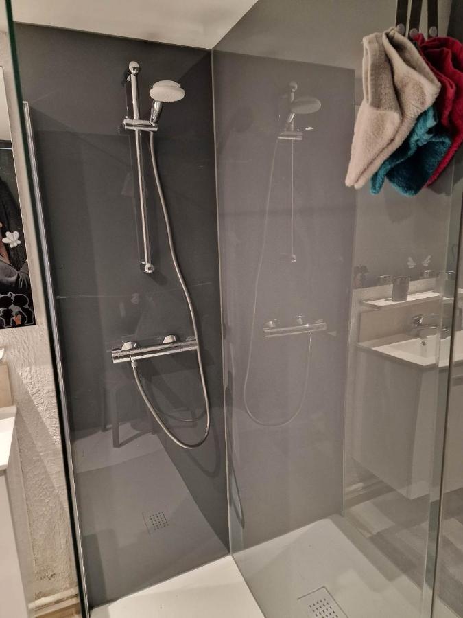 Vila Cocon Douillet Avec Chaleur Ambiante Du Poele A Pellets Hastiere-par-dela Exteriér fotografie